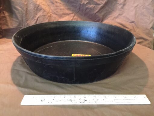 3 Gallon Rubber Watering Pan